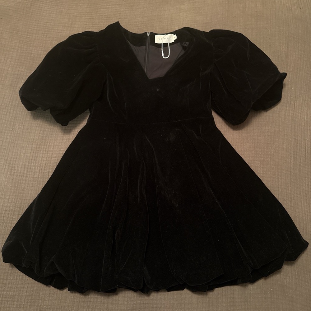 Chic Black Velvet Mini Dress